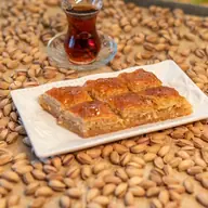 Cevizli Baklavalar — Gaziantep'li Cevdet Usta